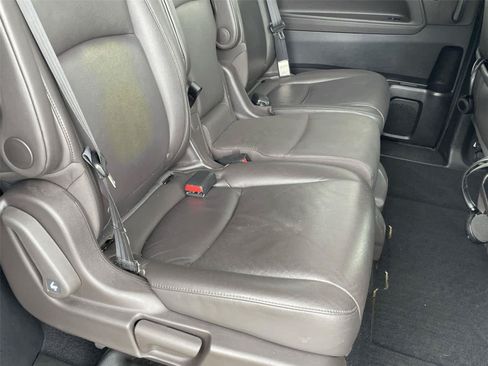 Used 2019 Honda Odyssey EX-L image 16