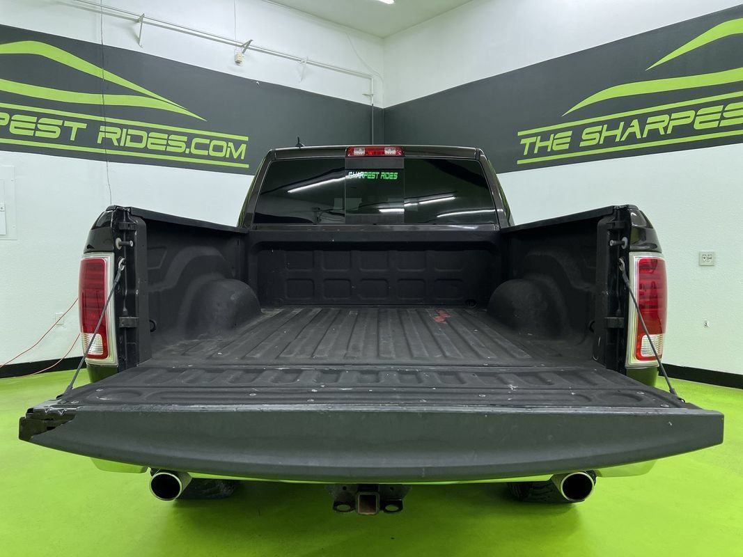 Used 2017 RAM 1500 Laramie w/ Convenience Group AWD/4WD image 9