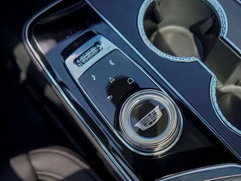 New 2026 Cadillac Lyriq Luxury w/ LPO, Floor Liner Package AWD/4WD image 14