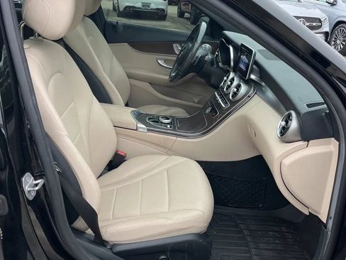 Used 2018 Mercedes-Benz C 300 4MATIC Sedan image 23