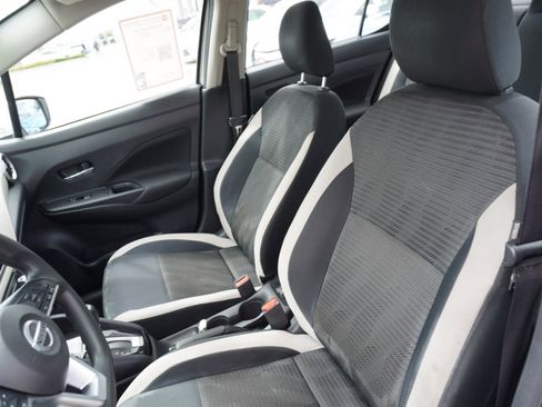 Used 2021 Nissan Versa SV FWD image 20