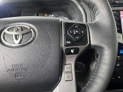 Used 2023 Toyota 4Runner Limited AWD/4WD image 27