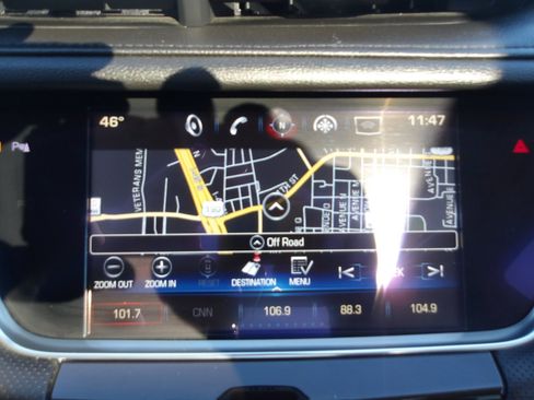 Used 2017 Cadillac XT5 Luxury w/ Driver Awareness Package image 24