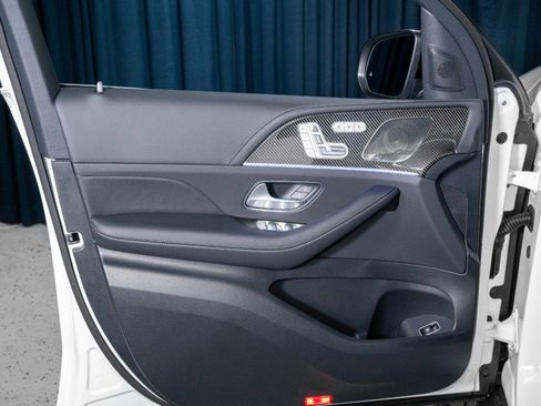 New 2026 Mercedes-Benz GLS 63 AMG 4MATIC image 13