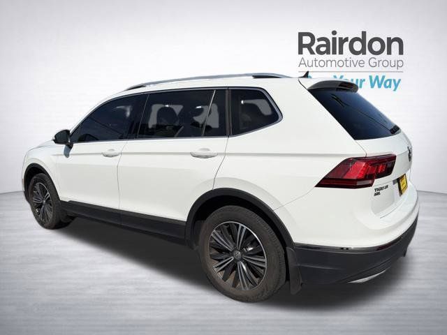 Used 2018 Volkswagen Tiguan SEL AWD/4WD image 5