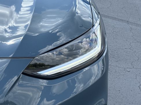Certified 2025 Honda HR-V LX image 14