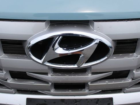 Used 2023 Hyundai Santa Cruz SEL w/ Activity Package FWD image 10