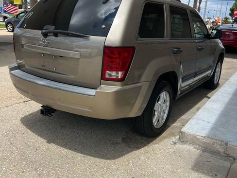 Used 2006 Jeep Grand Cherokee Laredo RWD image 3