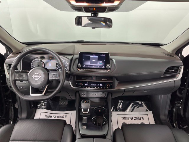 Used 2023 Nissan Rogue SV w/ SV Premium B Package FWD image 40