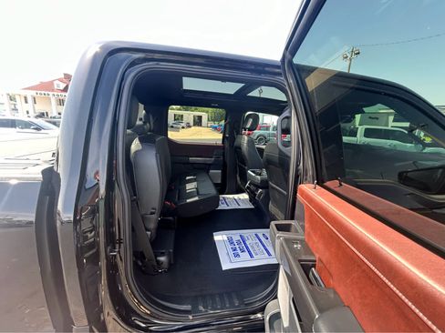 Used 2023 Ford F150 Lariat w/ Equipment Group 502A High image 15