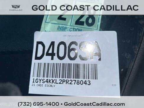 Used 2023 Cadillac Escalade ESV Premium Luxury AWD/4WD image 29