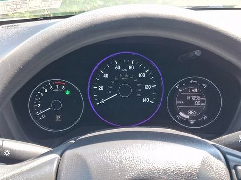 Used 2016 Honda HR-V LX image 18