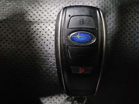 Used 2019 Subaru Ascent Limited image 32