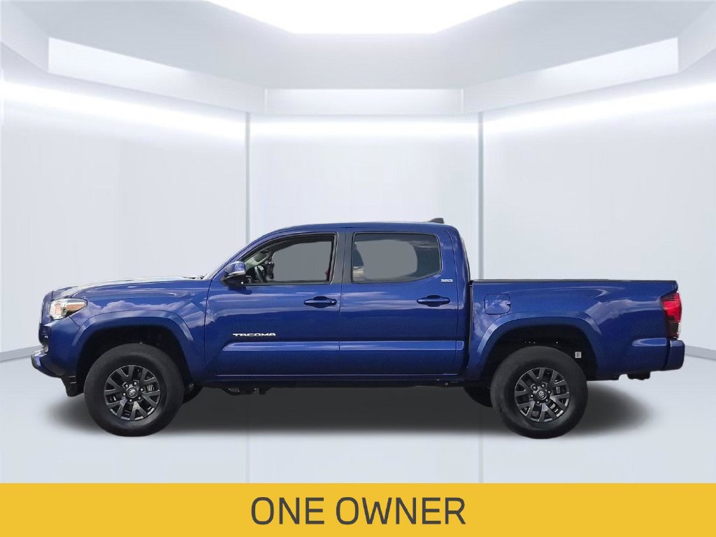 Used 2023 Toyota Tacoma SR5 w/ Technology Package AWD/4WD image 2