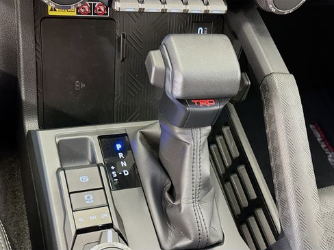 Used 2025 Toyota 4Runner TRD Off-Road Premium w/ Tow Technology Package AWD/4WD image 25