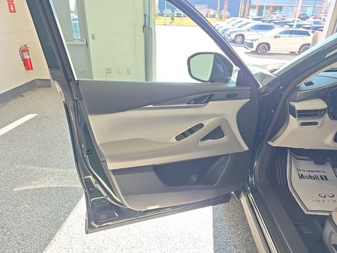 New 2026 INFINITI QX60 Luxe w/ Cargo Package image 29