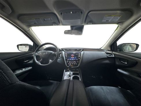 Used 2023 Nissan Murano S AWD/4WD image 14