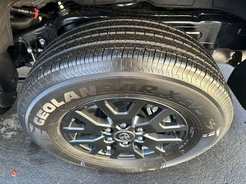 Certified 2025 Toyota 4Runner SR5 image 28