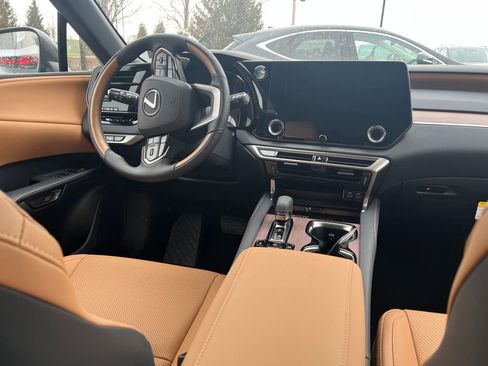 New 2026 Lexus RX 450h AWD image 10