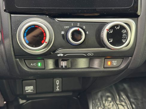 Used 2019 Honda Fit EX image 25