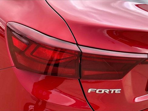 Certified 2024 Kia Forte LXS image 27