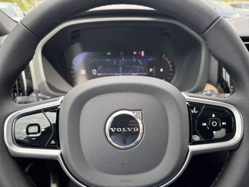 New 2026 Volvo XC60 B5 Core w/ Protection Package image 30