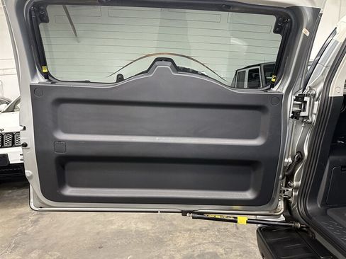 Used 2012 Toyota FJ Cruiser 4WD w/ Convenience Pkg image 31