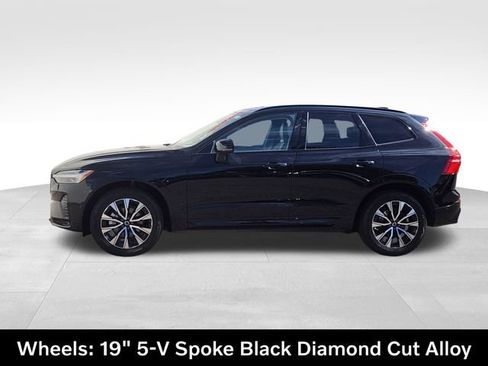 Certified 2025 Volvo XC60 B5 Plus AWD/4WD image 6