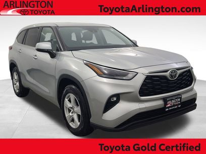 Used 2023 Toyota Highlander LE