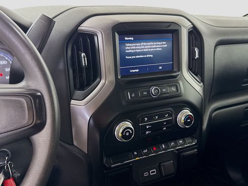 Used 2021 GMC Sierra 1500 2WD Double Cab w/ Convenience Package image 17