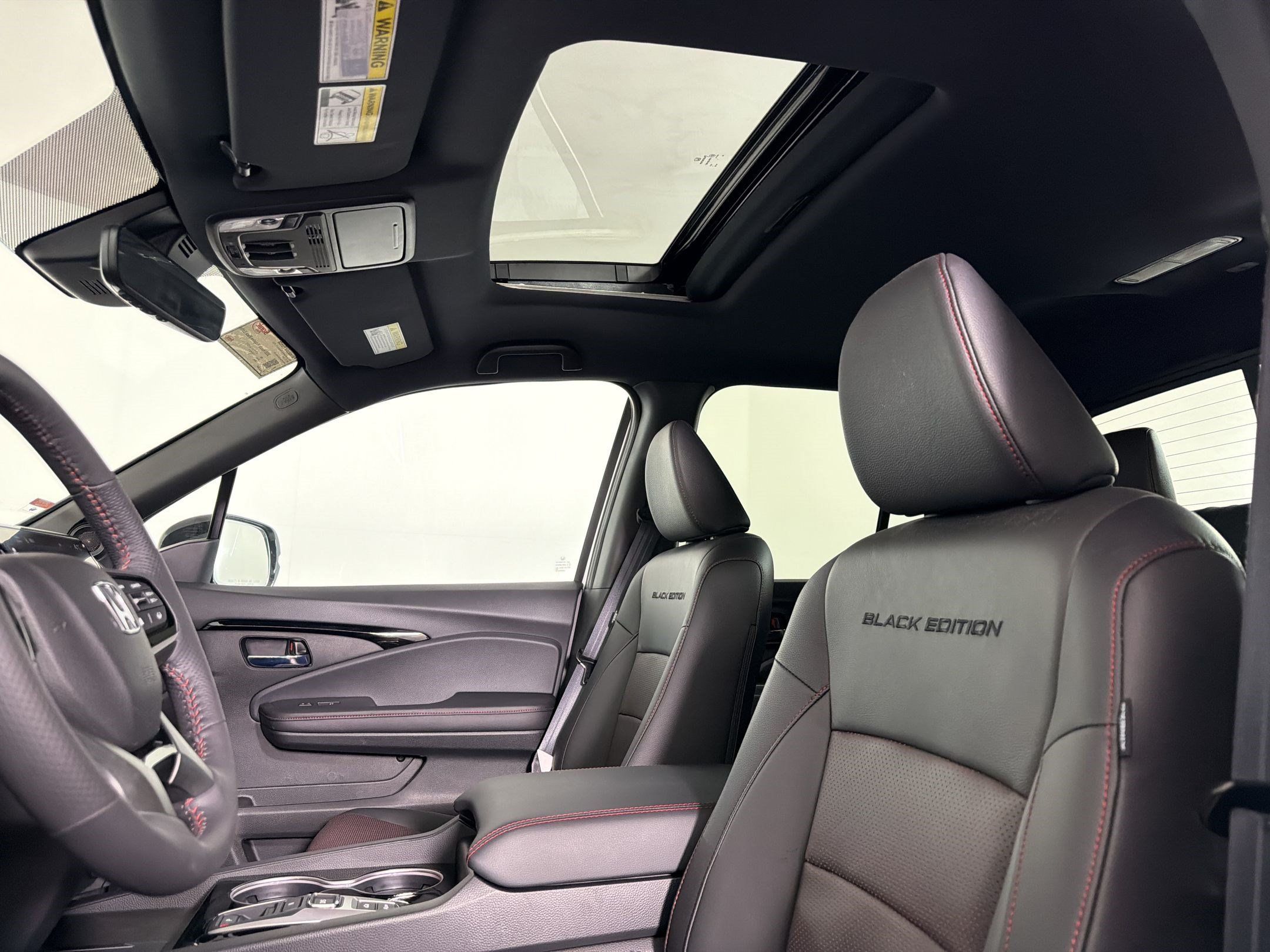 Used 2025 Honda Ridgeline Black Edition image 21