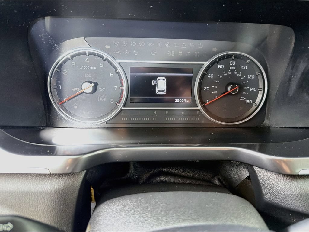 Certified 2023 Kia Sorento LX FWD image 12