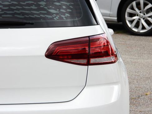 Used 2020 Volkswagen GTI S image 18