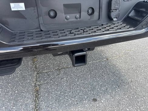 Used 2025 RAM 1500 Laramie w/ Night Edition AWD/4WD image 22