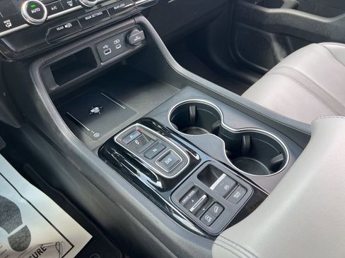 Used 2023 Honda Pilot Touring image 20