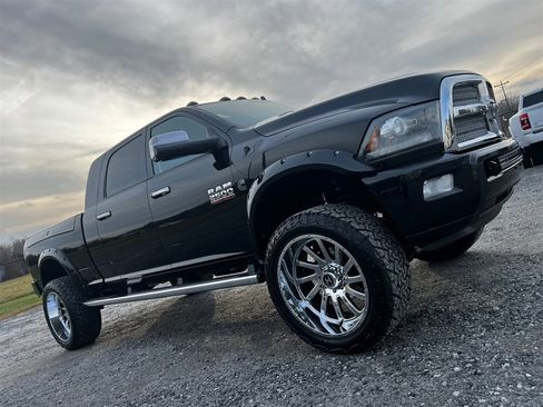 Used 2015 RAM 2500 Limited image 32