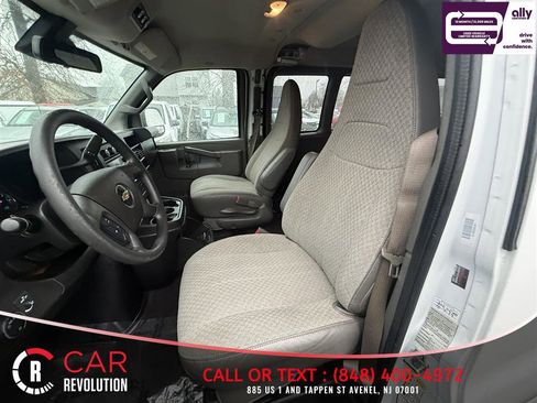 Used 2019 Chevrolet Express 3500 LT w/ LT Preferred Equipment Group image 12