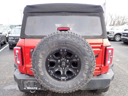 Used 2024 Ford Bronco Wildtrak image 4