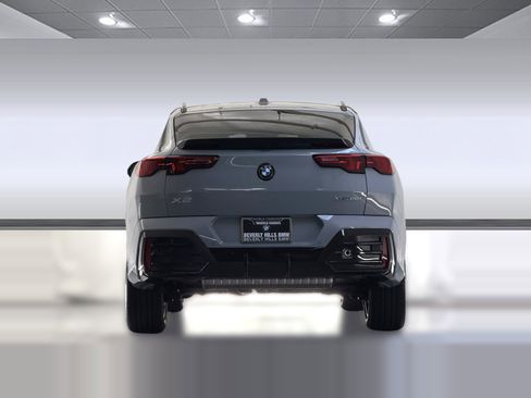 Used 2026 BMW X2 xDrive28i w/ Technology Package AWD/4WD image 10