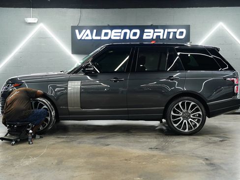 Used 2020 Land Rover Range Rover HSE AWD/4WD image 12