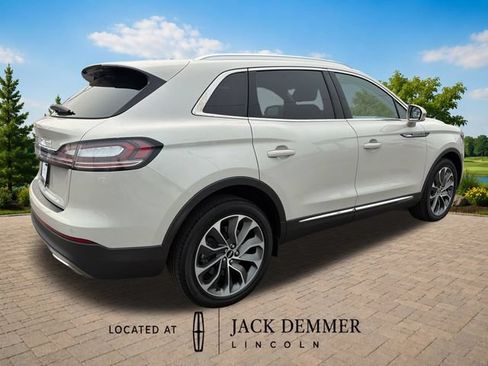 Used 2023 Lincoln Nautilus Reserve AWD/4WD image 8