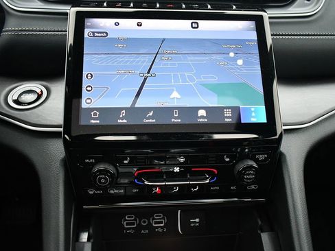 New 2025 Jeep Grand Cherokee L Limited AWD/4WD image 19
