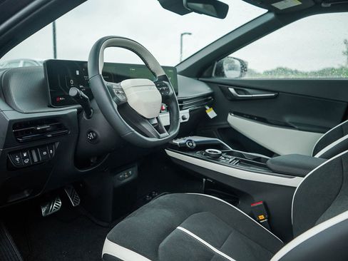 New 2026 Kia EV6 GT-Line AWD/4WD image 18