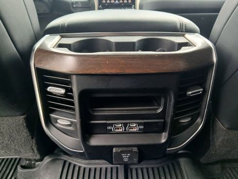 Used 2024 RAM 3500 Laramie w/ Towing Technology Group image 31