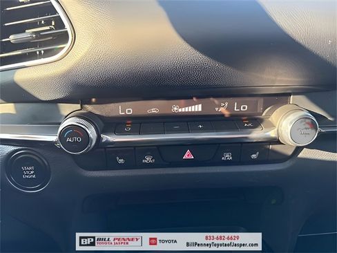 Used 2023 MAZDA CX-30 AWD 2.5 S w/ Premium Package image 16