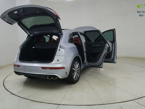 Used 2025 Audi SQ5 Prestige AWD/4WD image 75