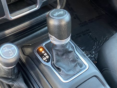 Used 2023 Jeep Wrangler Sport image 21