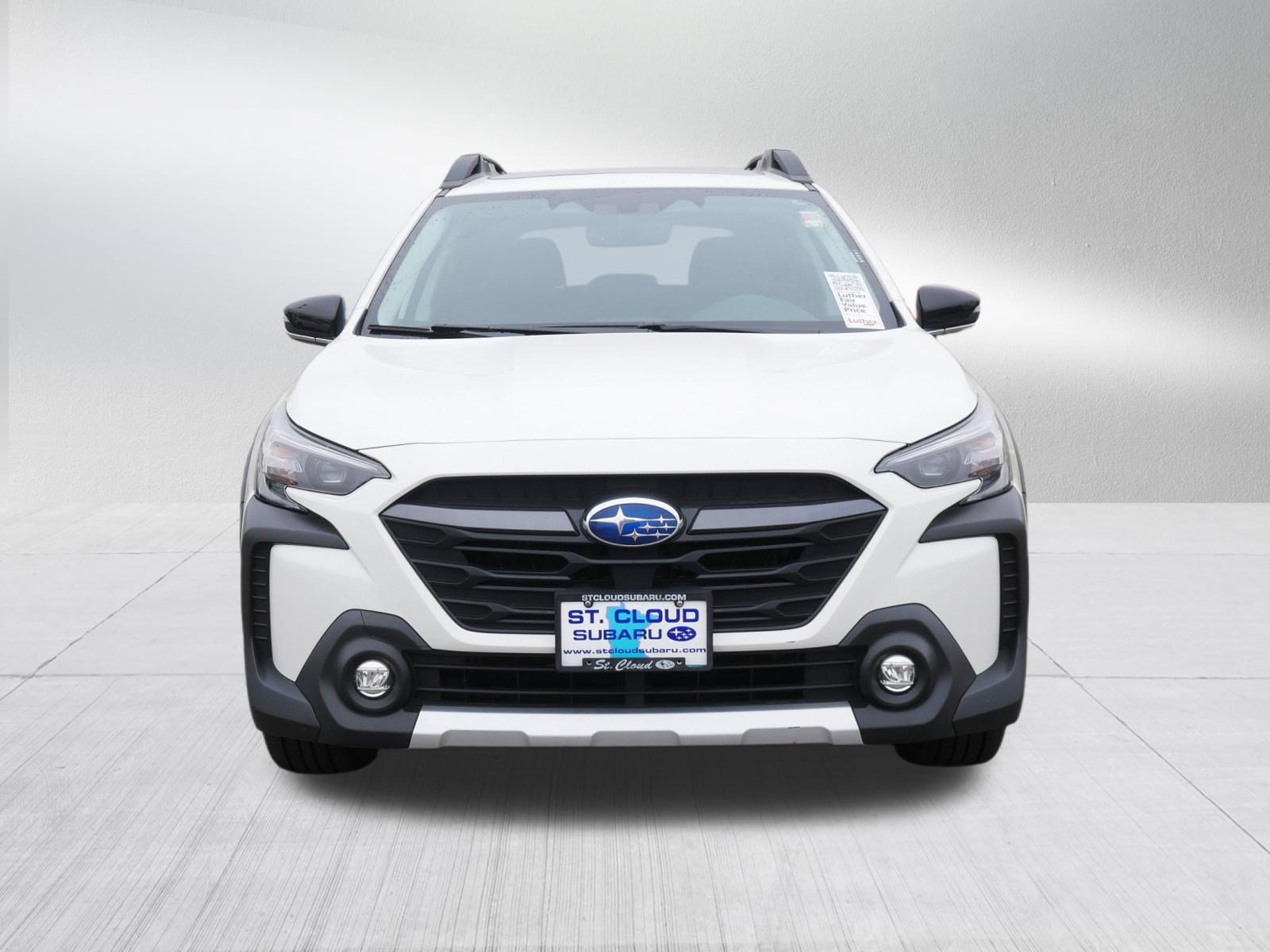 Used 2024 Subaru Outback Limited AWD/4WD image 2