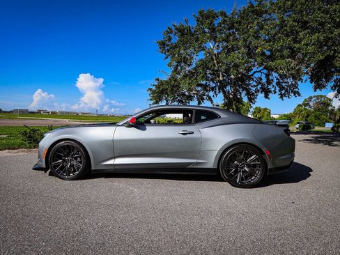 Used 2023 Chevrolet Camaro ZL1 image 11
