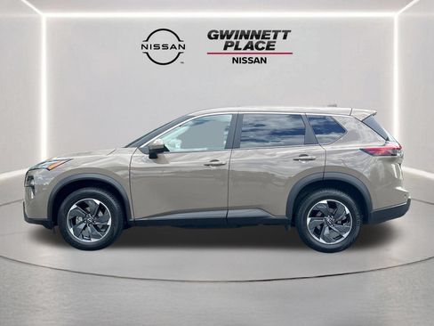 Certified 2025 Nissan Rogue SV AWD/4WD image 22